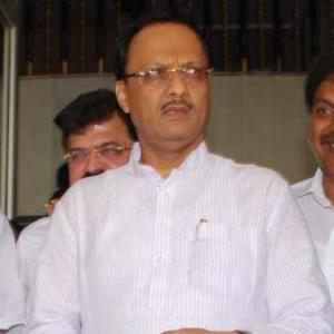 'Pawar quit after files of scams gutted in Mantralaya'